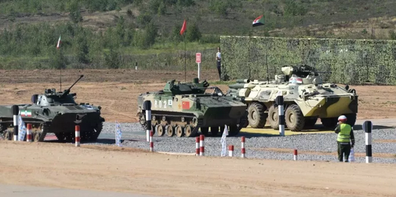 ZBD03步兵戰(zhàn)車亮相“空降排”，92A輪式裝甲車再戰(zhàn)“晴空”